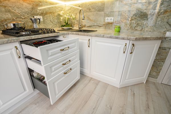 Cabinets Refacing in Midlothian