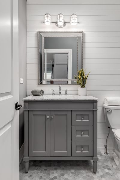 Vanity Refacing in Midlothian