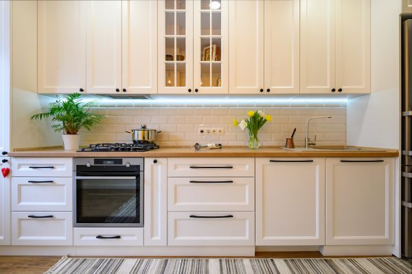 Cabinet Door Installation in Midlothian