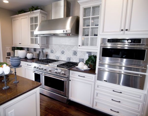 Custom Cabinet Building in Midlothian